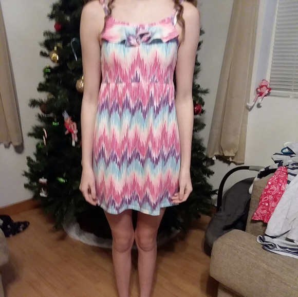 Dress - Picture 1 of 2